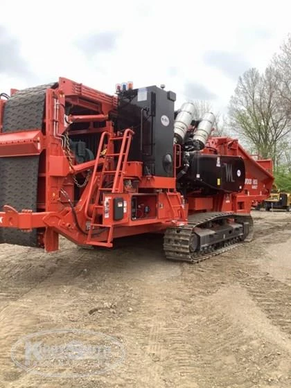 New Morbark Horizontal Grinder